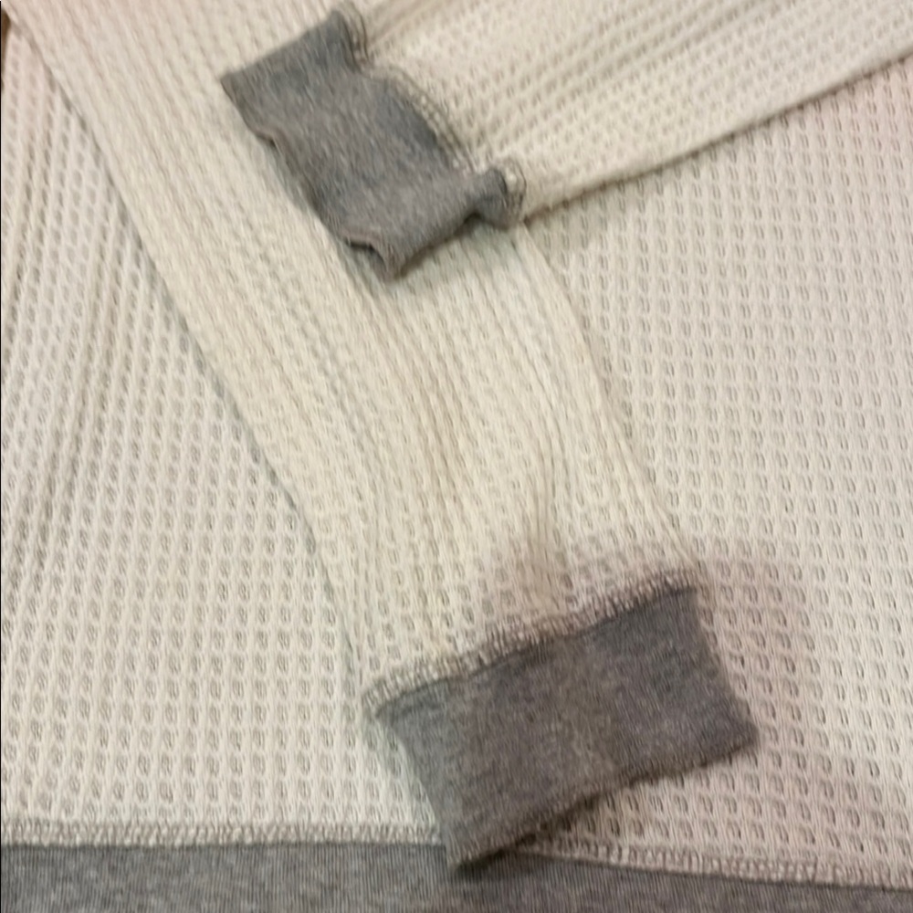 P.J. Salvage Ombre Long Sleeve Top - Picture 8 of 9